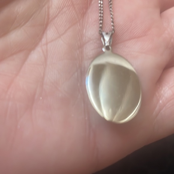 Vintage sterling silver pendant with sterling silver chain in perfect condition. - Picture 6 of 7